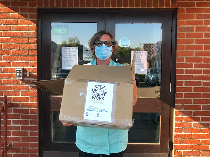 During the outbreak, TICARE Medical, free of charge, donated medical protection products to charities！