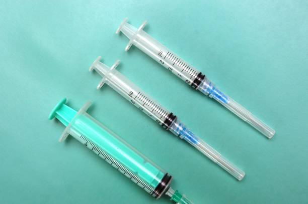 Auto-Disable Syringe vs. Normal Syringe